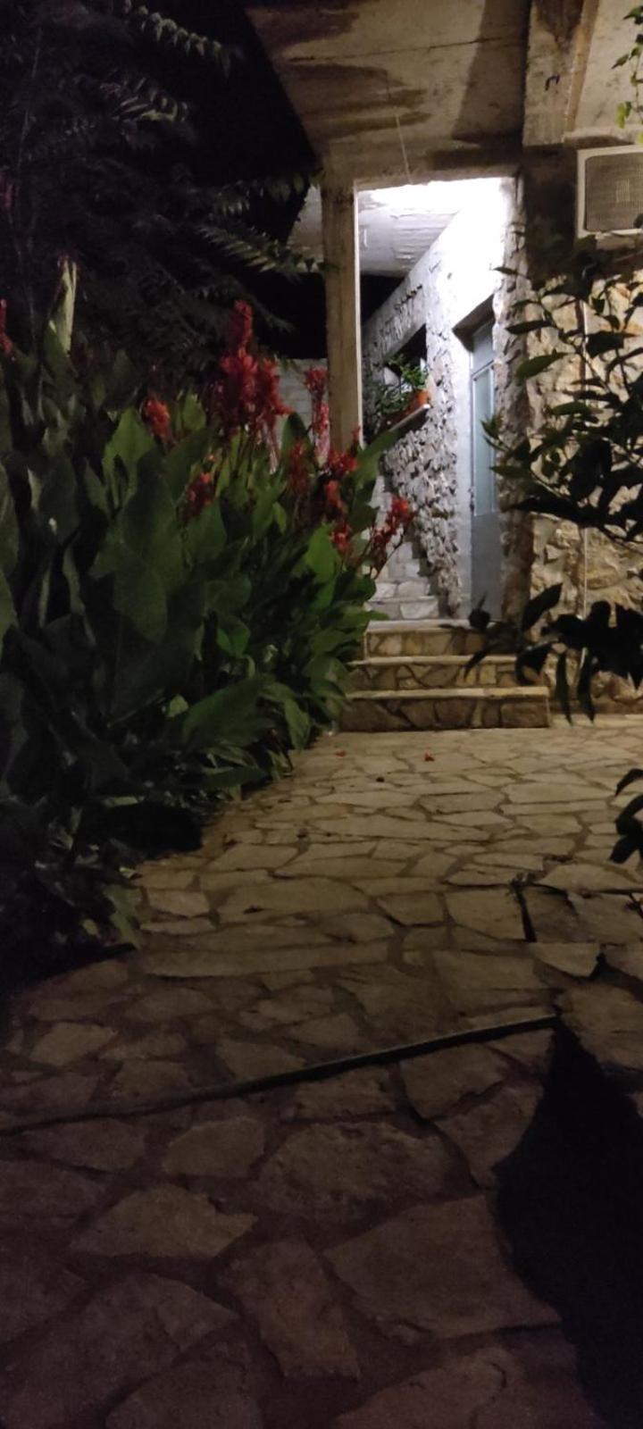 Apartamento Vesna'S Dream Budva Exterior foto